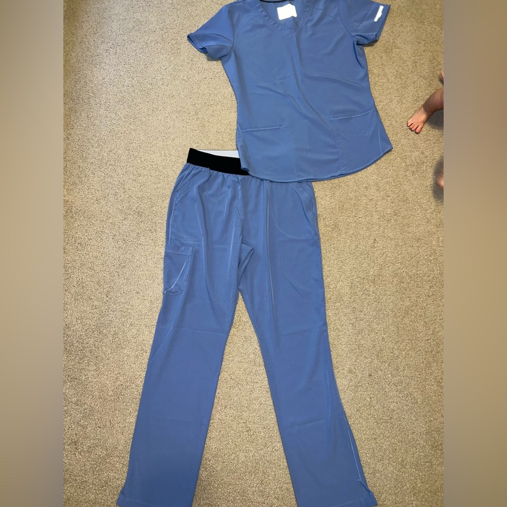 Skechers Women’s Scrub Set Size Medium Tall